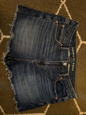American Eagle Curvy next level stretch hi-rise shortie (Size 8)